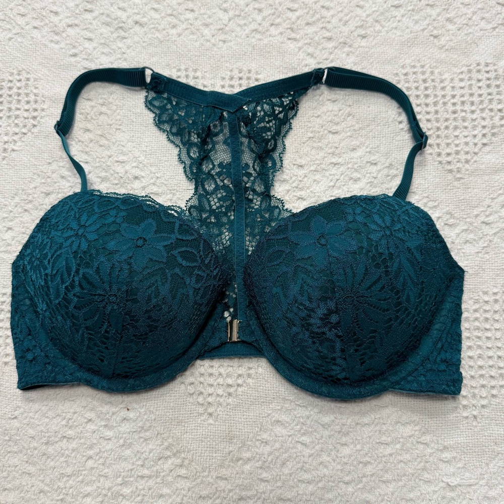 PINK Victoria’s Secret Front Closure Lacey Bra (32D)